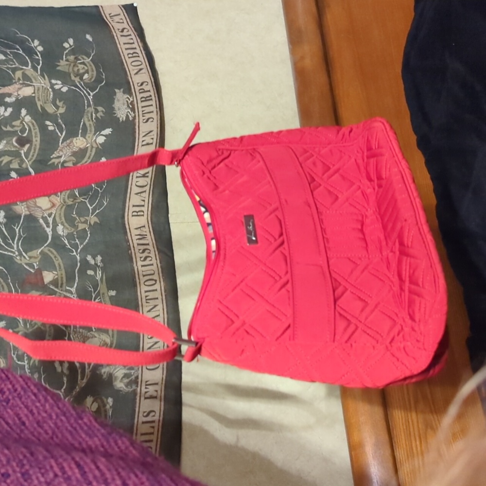 Vera Bradley Crossbody - Picture 2 of 5
